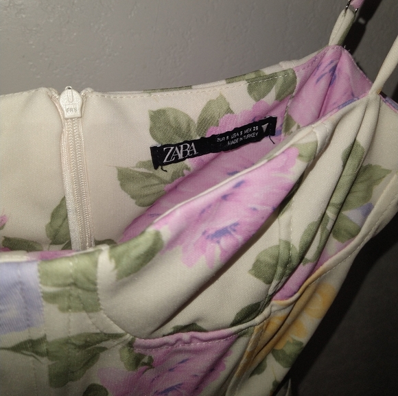 ZARA (BLOGGERS FAV) Floral Mini Corset Dress - Picture 5 of 11
